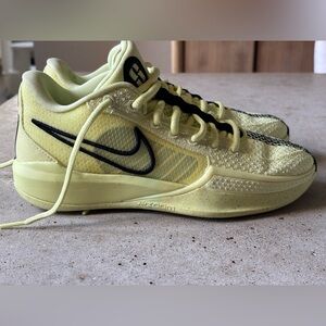 Youth Nike Sabrina 1 Basketball Shoes